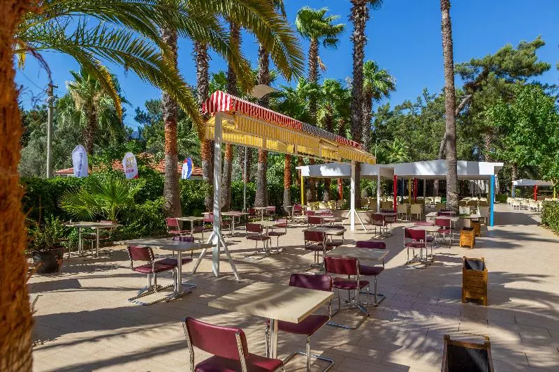 Fun & Sun Smart Voxx Resort