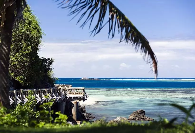 Hotel Matamanoa Island Resort