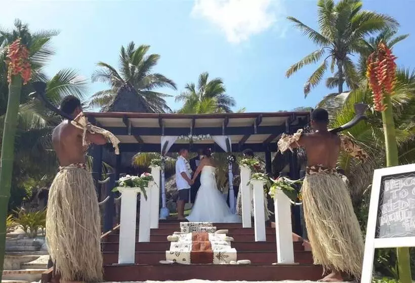 Hotel Matamanoa Island Resort