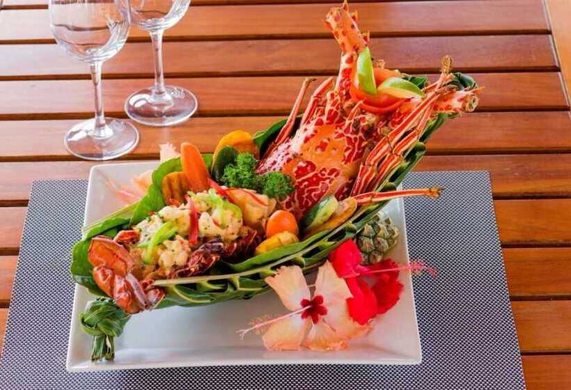 Hotel Matamanoa Island Resort