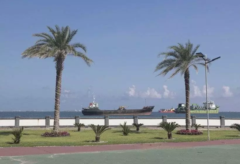 هتل New Washington