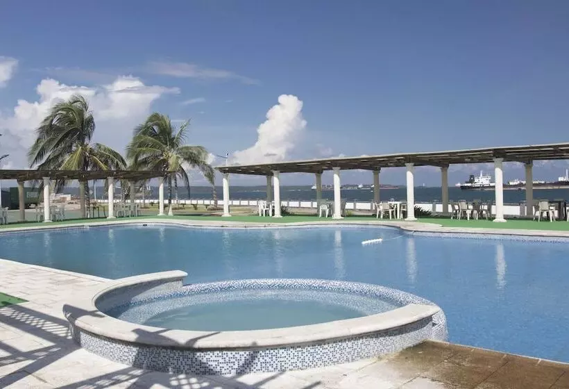 هتل New Washington