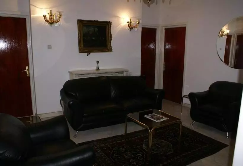 هتل Pensiunea Helvetia