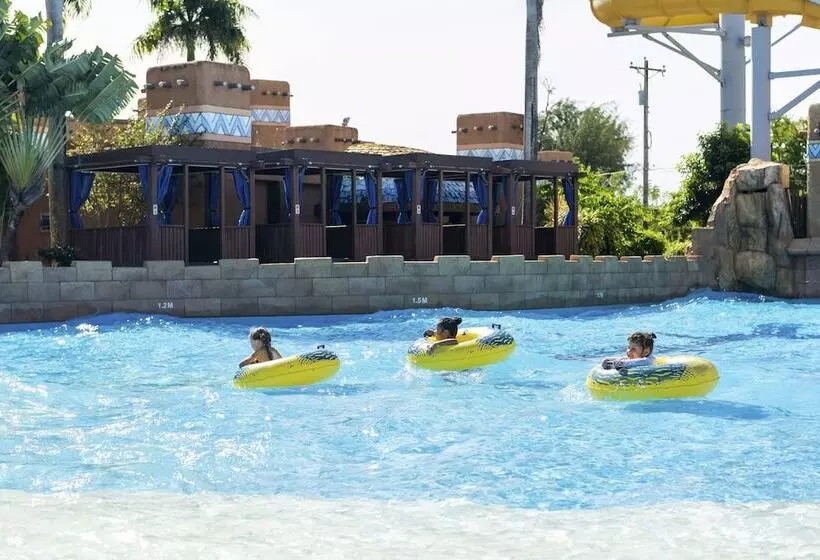 هتل Saipan World Resort