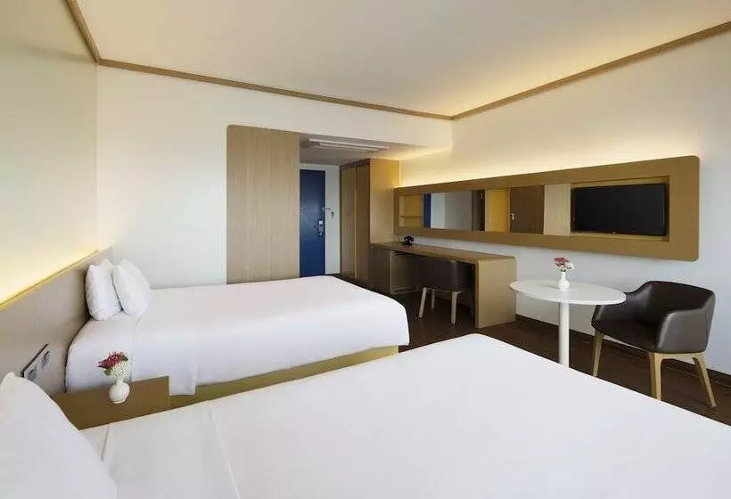 هتل Saipan World Resort