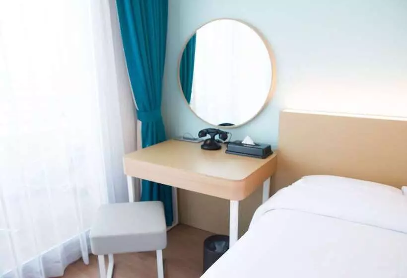 هتل Saipan World Resort