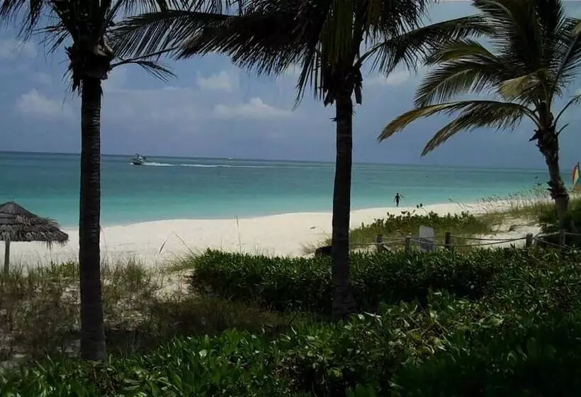 هتل Sibonne Beach