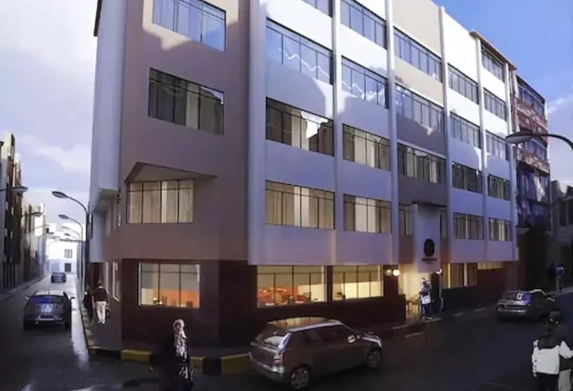 هتل Tierra Viva Puno Plaza