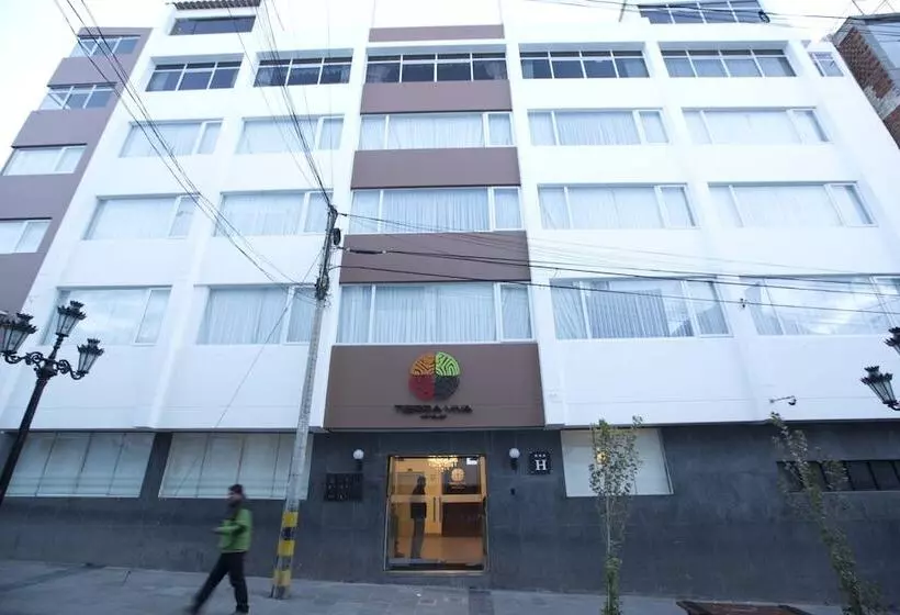 هتل Tierra Viva Puno Plaza
