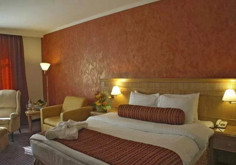 Imperial Palace Hotel