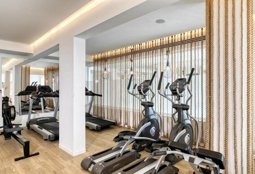 King Jason Protaras   Designed For Adults By Louis Hotels