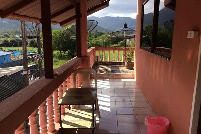 ホテル Baan Natcha