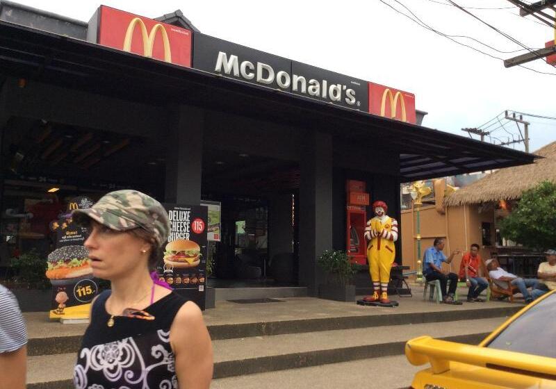 ホテル Baan Natcha