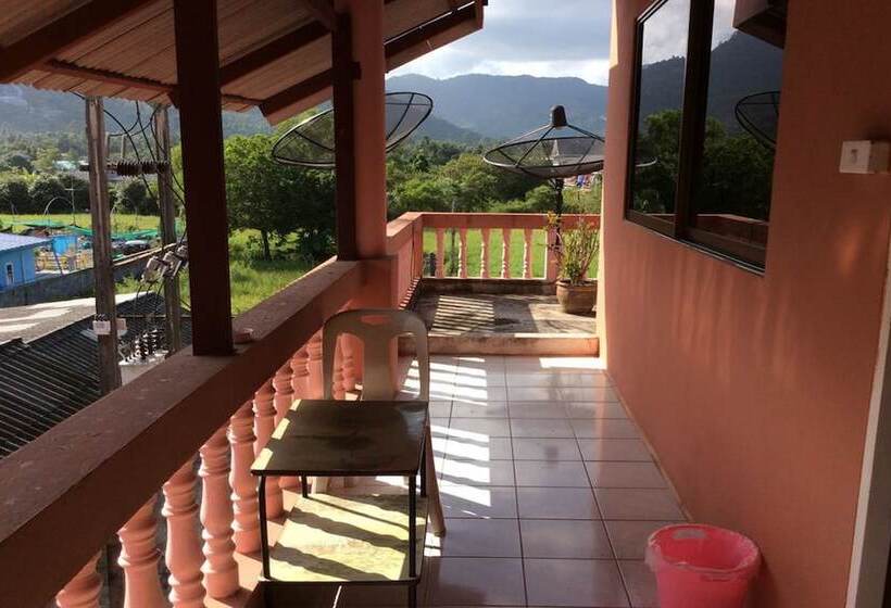 ホテル Baan Natcha