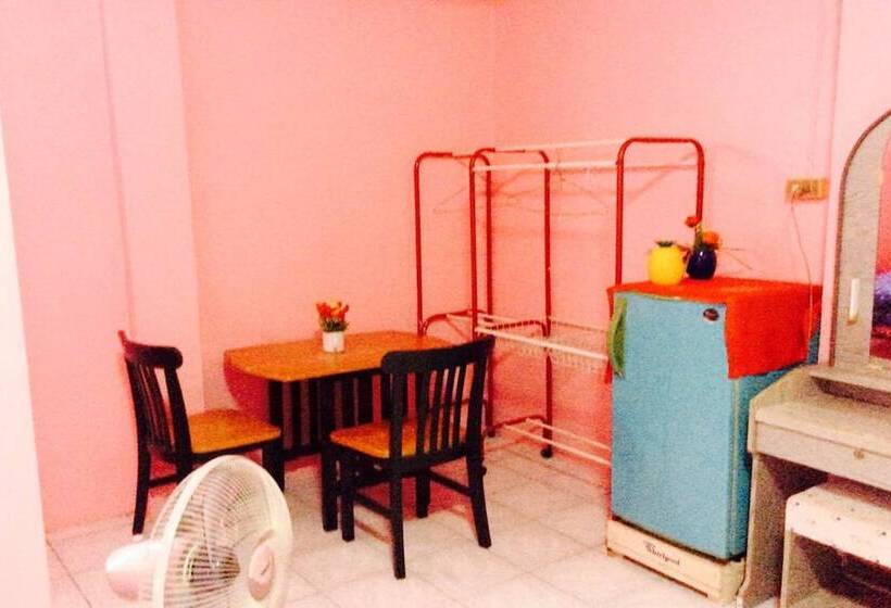 ホテル Baan Natcha