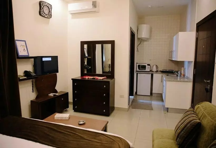 هتل Madina Suites