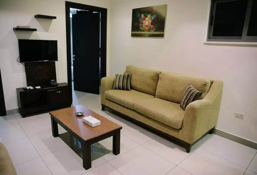 هتل Madina Suites