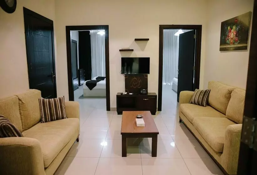 هتل Madina Suites