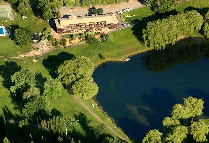 Hostel St Andrews By The Lake Golf Resort