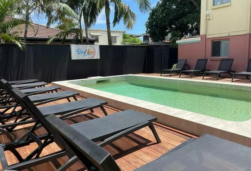 ユースホステル Surf Inn Boutique Backpackers   Free Breakfast