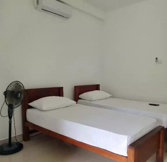 تختخواب و صبحانه Althi Home Stay