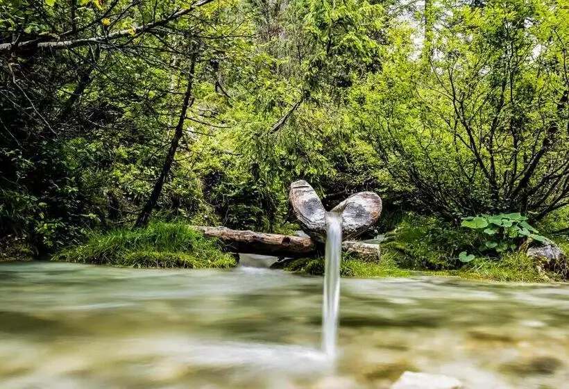 Aamiaismajoitus (B&B) Garni Isarlodge Wiesenhof