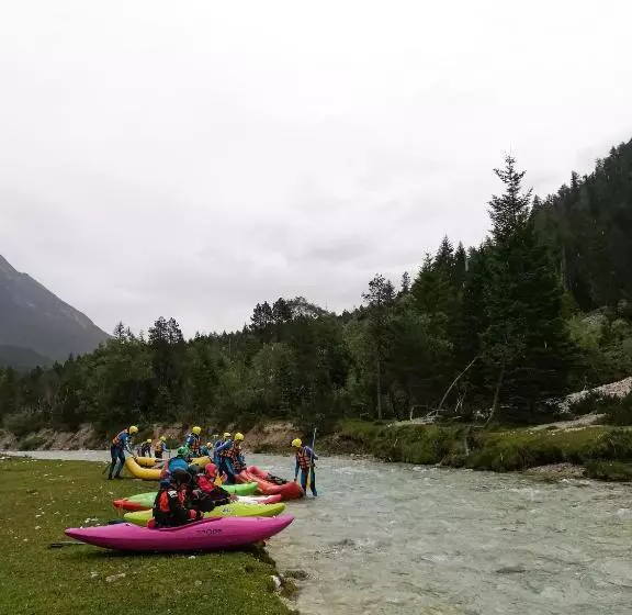 Aamiaismajoitus (B&B) Garni Isarlodge Wiesenhof