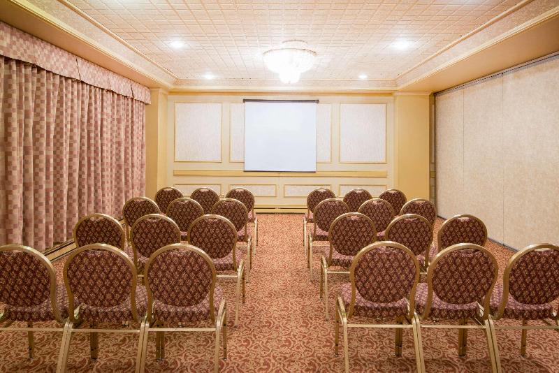 فندق Comfort Suites Midland West