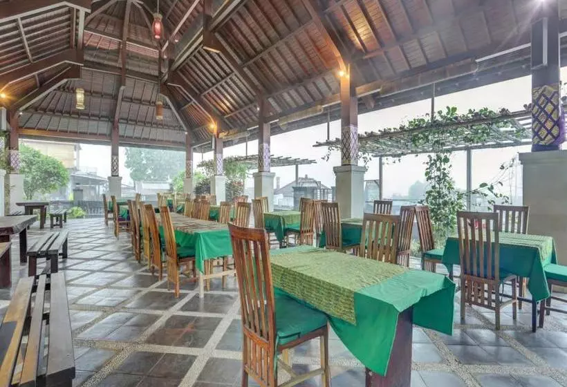 Hotelli Oyo 3835 Spice Paradise  And Restaurant