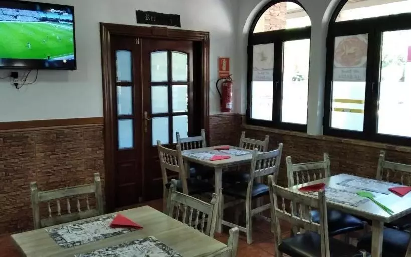 هتل Restaurante La Barca