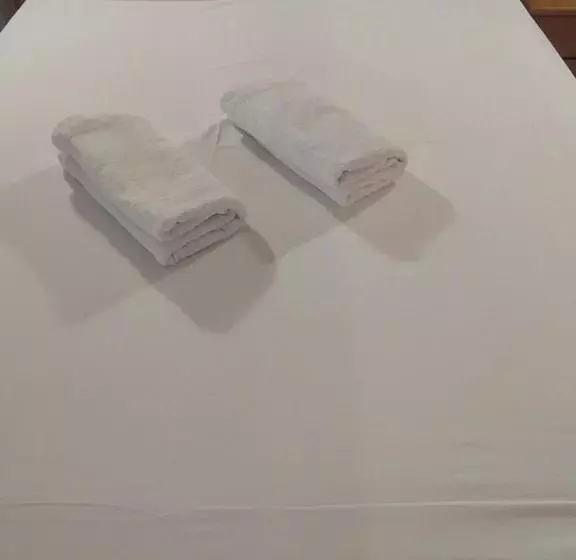هتل Restaurante La Barca