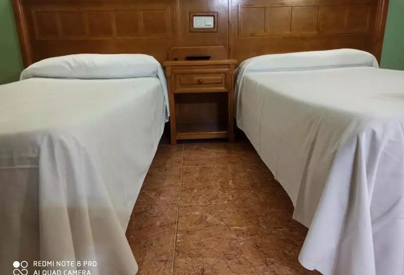 هتل Restaurante La Barca