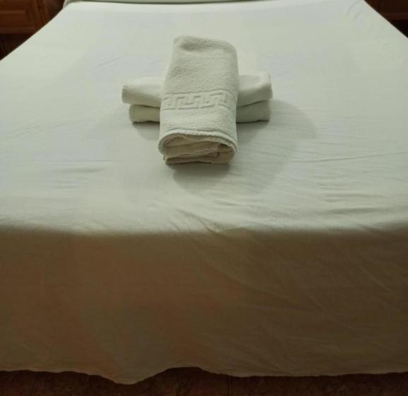 ホテル Restaurante La Barca