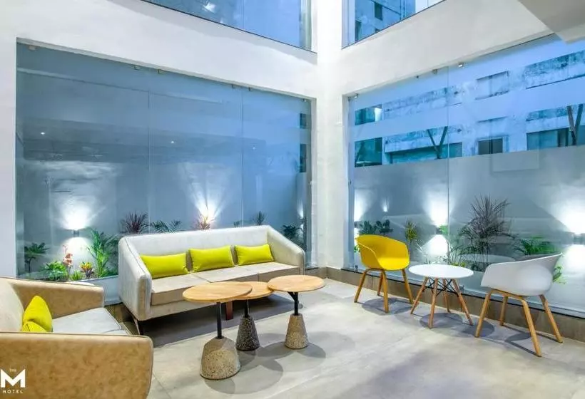 Hotelli The M