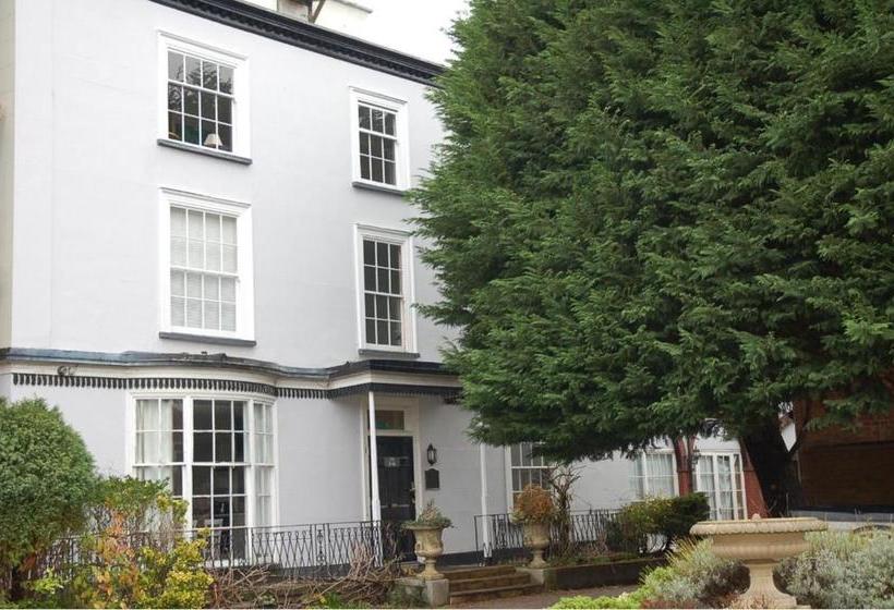 Number 18 Apartments