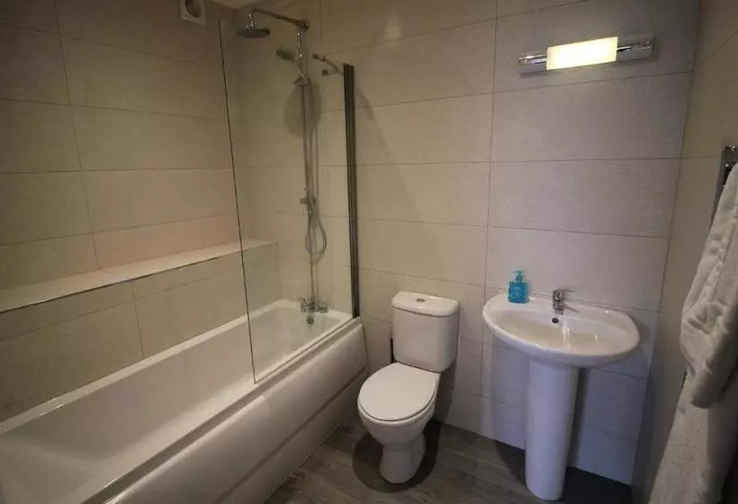 Number 18 Apartments