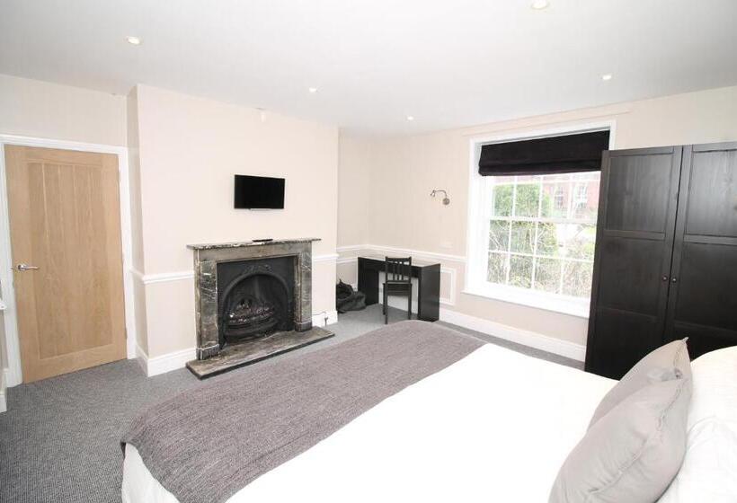 Number 18 Apartments