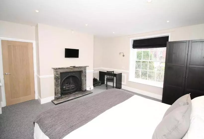 Number 18 Apartments