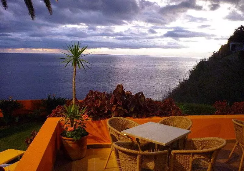 ホテル Alpino Atlantico Ayurveda Cure Centre   Adults Only