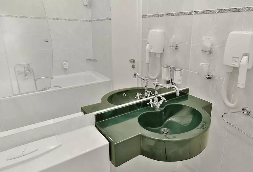 هتل Belvedere Wellness