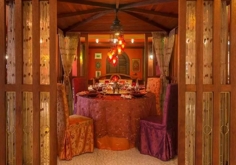 هتل Coral Dubai Deira