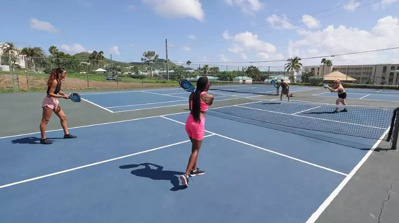 هتل Divi Carina Bay All Inclusive Beach Resort & Casino