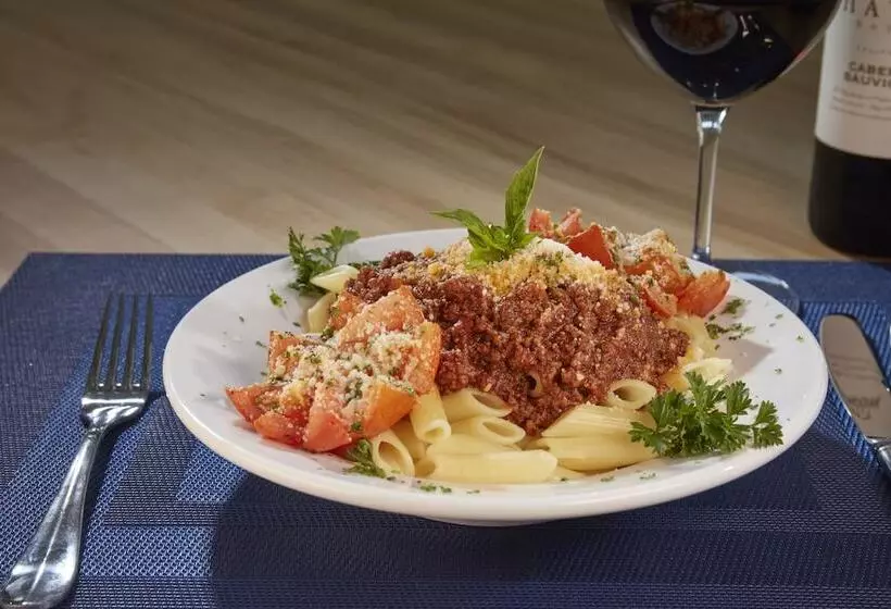 هتل Divi Carina Bay All Inclusive Beach Resort & Casino