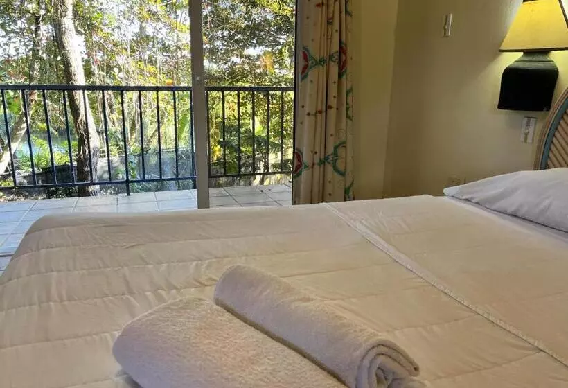 בית מלון כפרי El Kaoba