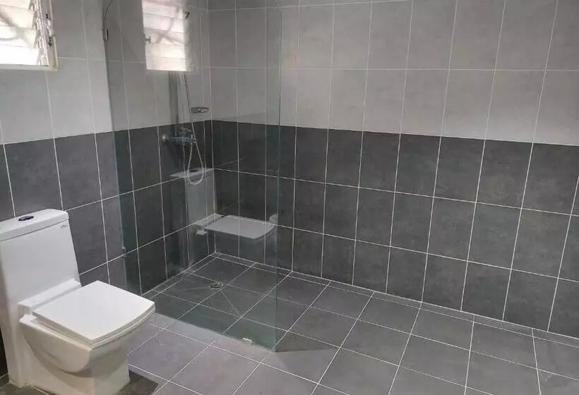 בית מלון כפרי El Kaoba