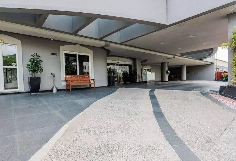 ホテル Ibis Joinville