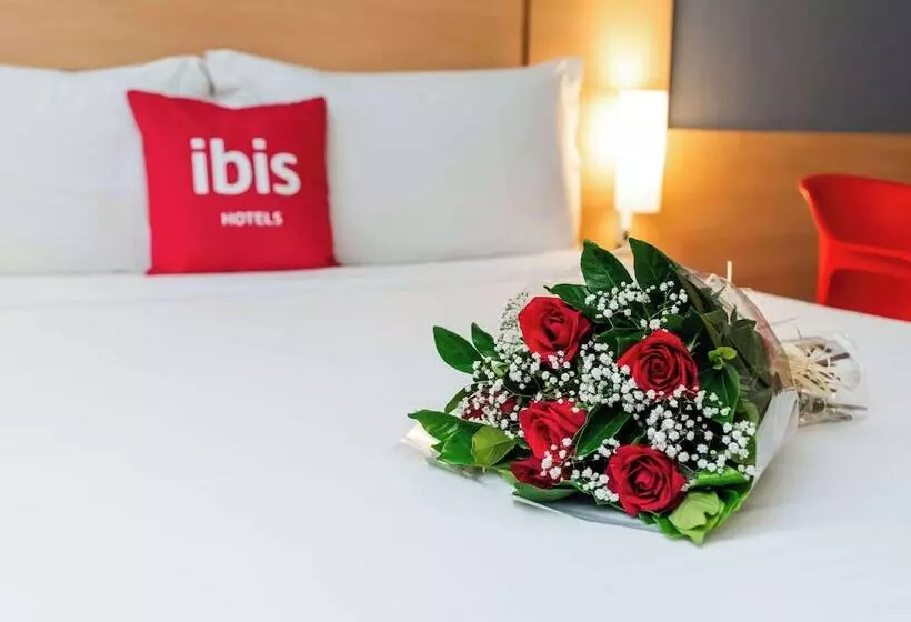 ホテル Ibis Joinville