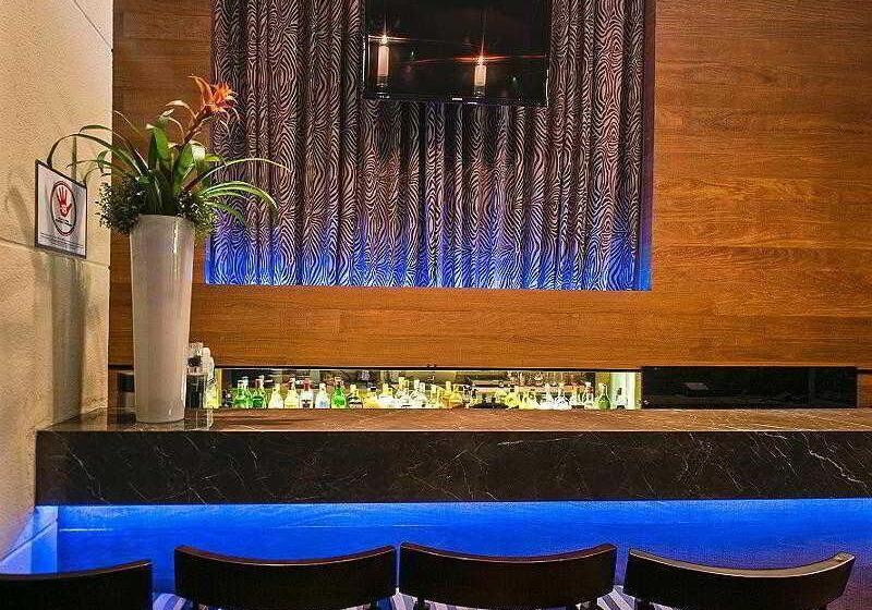 Hotel Intercity Paulista