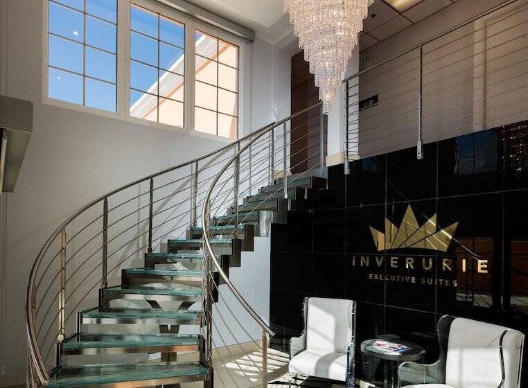 هتل Inverurie Executive Suites