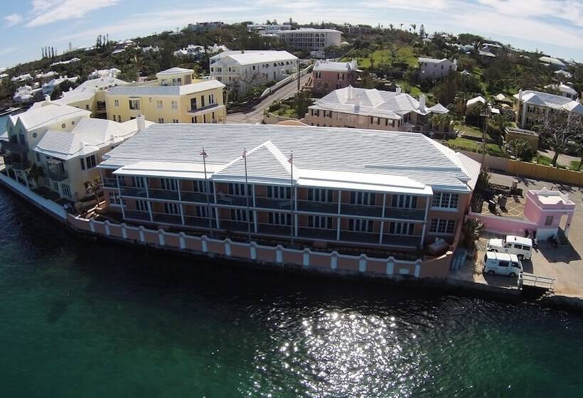 هتل Inverurie Executive Suites